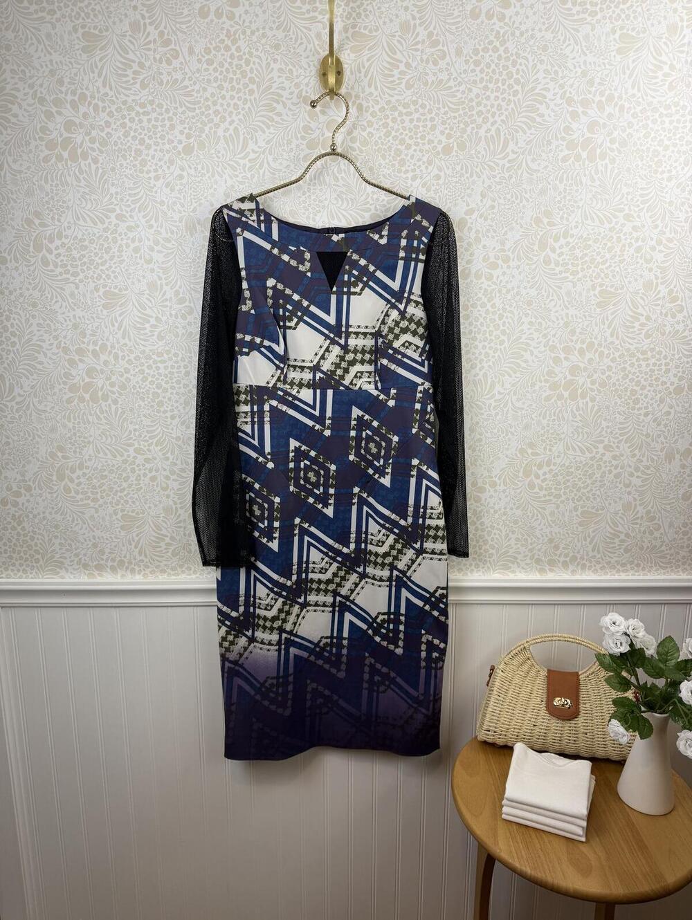 Karen Millen Blue and Black Mesh Zigzag Check Knee Length Dress - Size - 10 - Picture 1 of 7